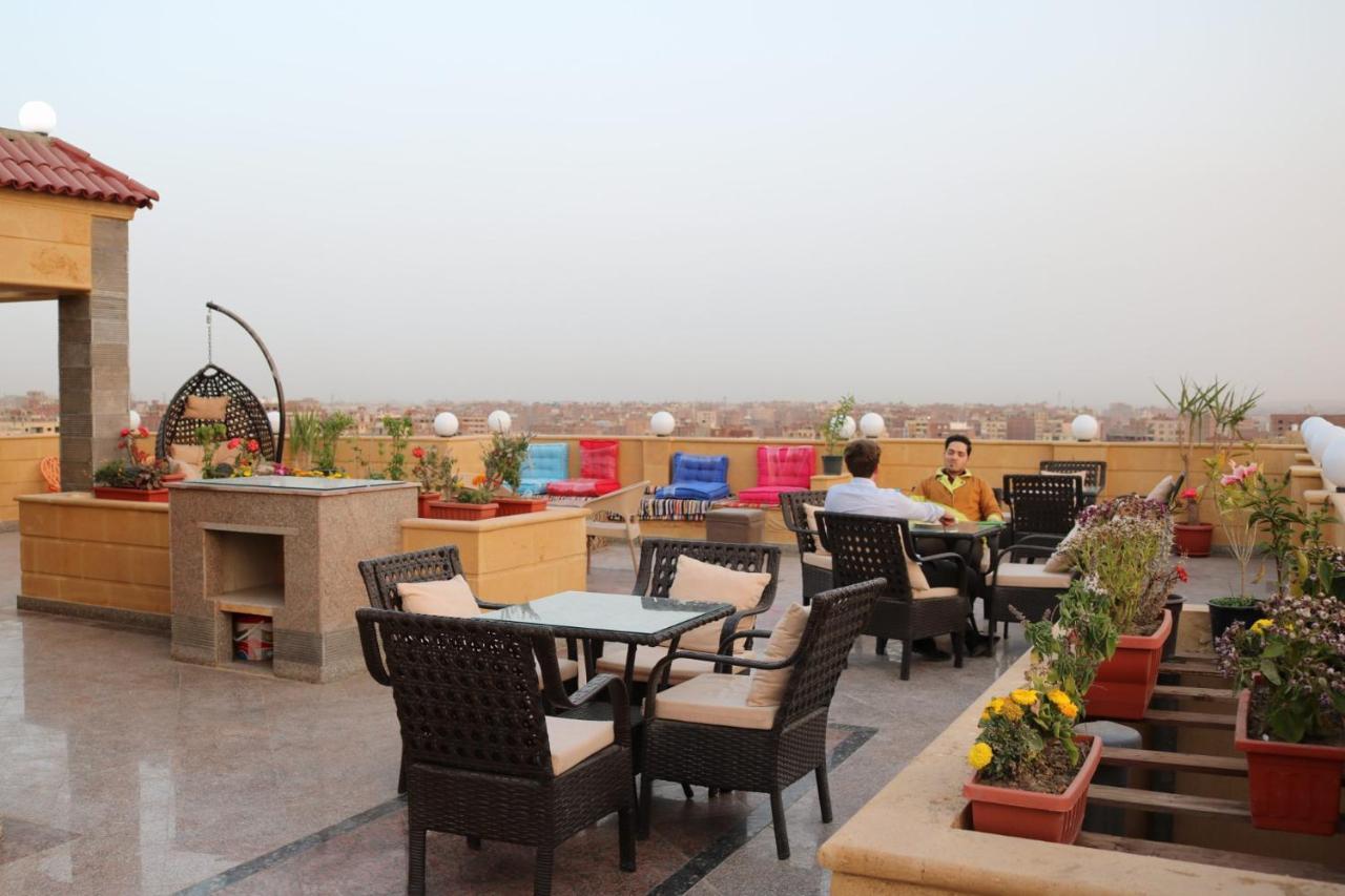 Gardenia Pyramids view inn Nazlet el-Sîsi Exteriör bild