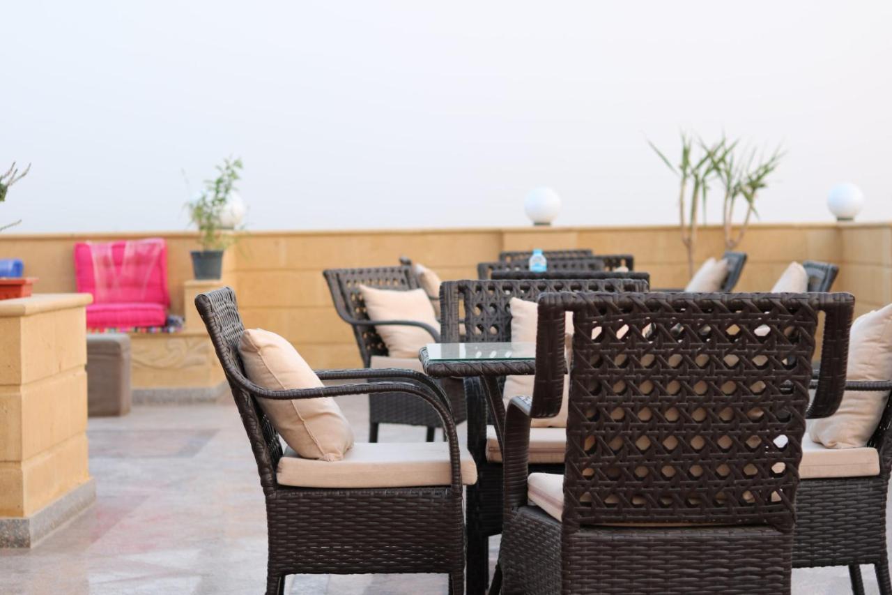 Gardenia Pyramids view inn Nazlet el-Sîsi Exteriör bild
