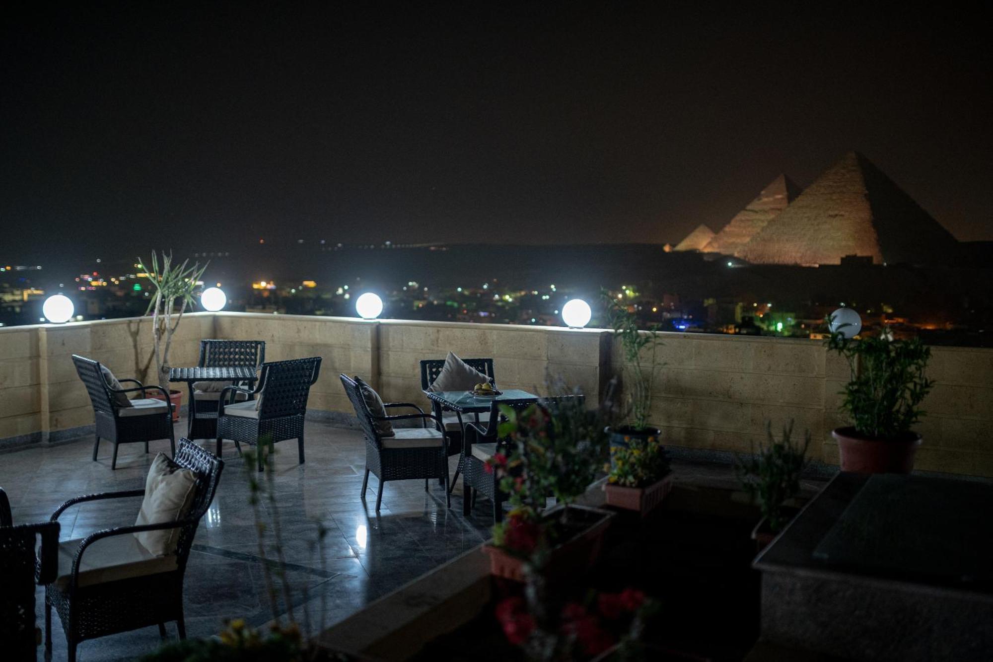 Gardenia Pyramids view inn Nazlet el-Sîsi Exteriör bild